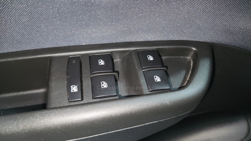 ONIX 1.4 MPFI ACTIV 8V FLEX 4P MANUAL - 2019 - ANTôNIO PRADO