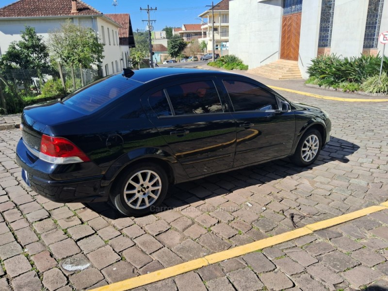 VECTRA 2.0 MPFI EXPRESSION 8V FLEX 4P MANUAL - 2010 - IVOTI
