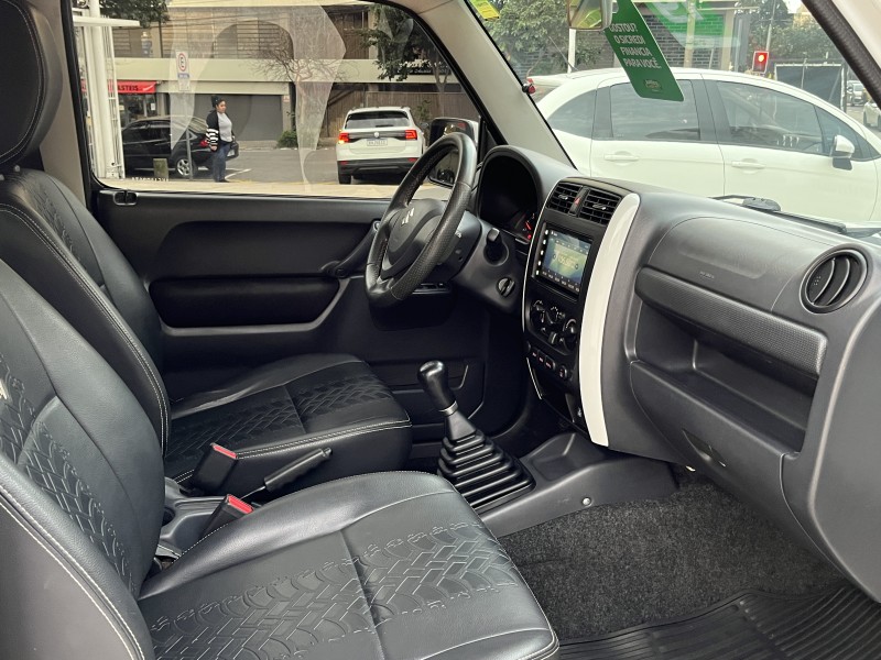 JIMNY 1.3 4SPORT 4X4 16V GASOLINA 2P MANUAL - 2019 - CAXIAS DO SUL