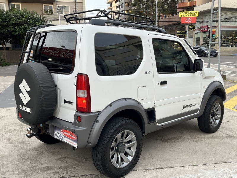 JIMNY 1.3 4SPORT 4X4 16V GASOLINA 2P MANUAL - 2019 - CAXIAS DO SUL