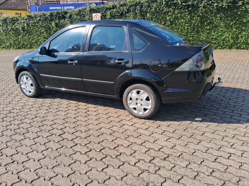 FIESTA 1.6 MPI SEDAN 8V FLEX 4P MANUAL - 2012 - IVOTI