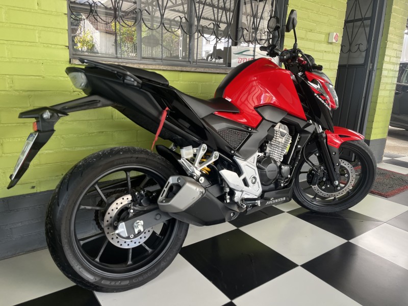 CB 300F TWISTER ABS - 2024 - CAXIAS DO SUL