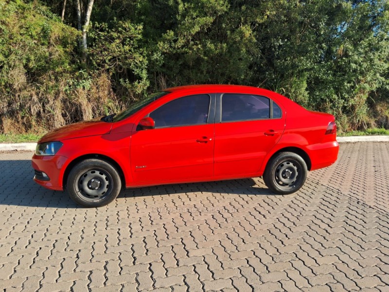 VOYAGE 1.6 MI TREND 8V FLEX 4P MANUAL - 2013 - IVOTI