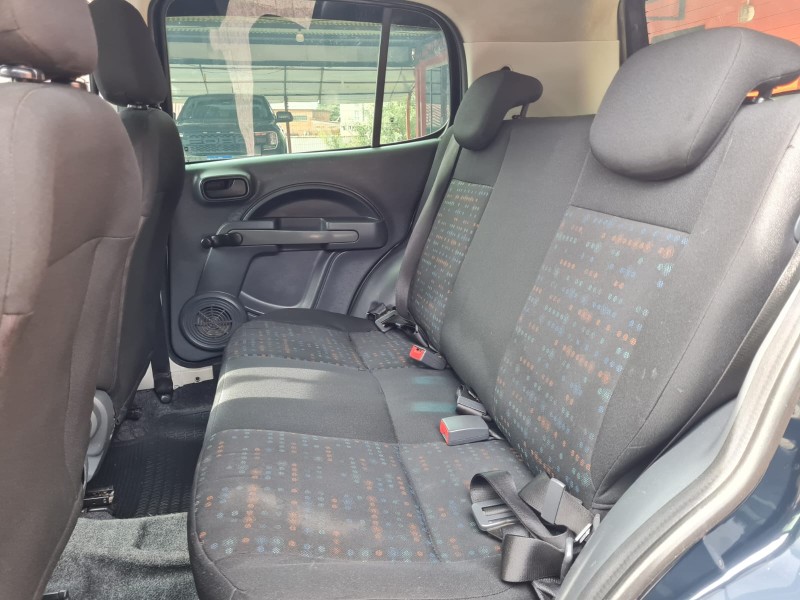 UNO 1.0 EVO VIVACE 8V FLEX 4P MANUAL - 2014 - CANELA