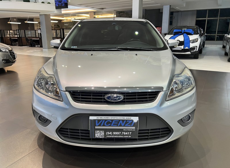 FOCUS 1.6 GLX 16V FLEX 4P MANUAL - 2013 - FARROUPILHA