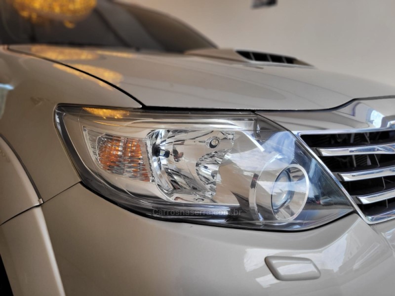HILUX SW4 3.0 SRV 4X4 16V TURBO INTERCOOLER DIESEL 4P AUTOMÁTICO - 2013 - CANELA