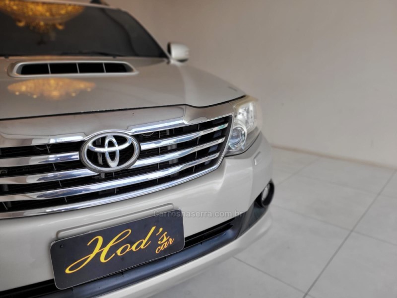 HILUX SW4 3.0 SRV 4X4 16V TURBO INTERCOOLER DIESEL 4P AUTOMÁTICO - 2013 - CANELA