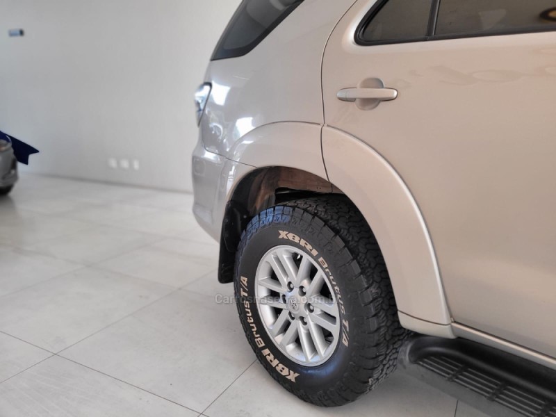 HILUX SW4 3.0 SRV 4X4 16V TURBO INTERCOOLER DIESEL 4P AUTOMÁTICO - 2013 - CANELA