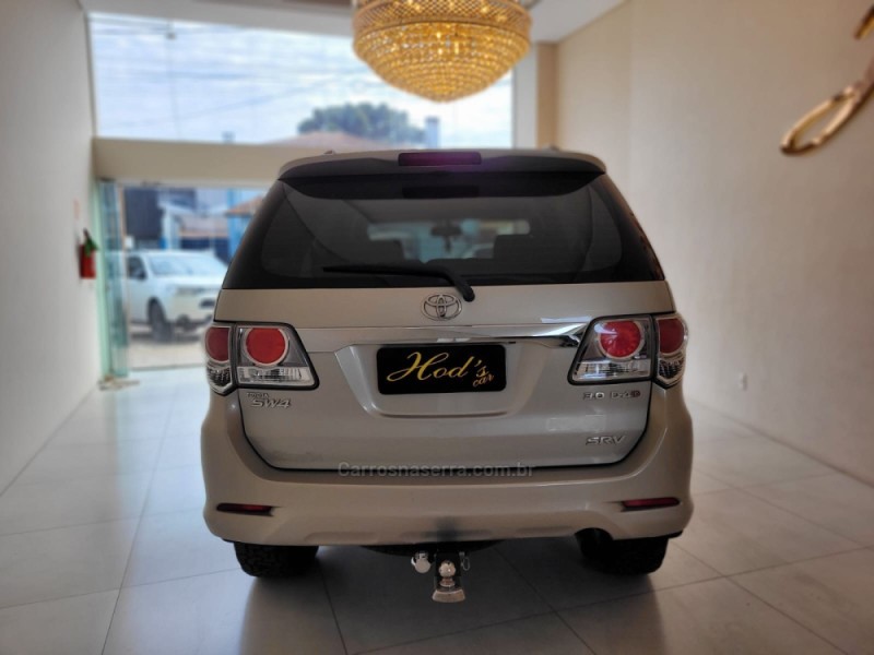 HILUX SW4 3.0 SRV 4X4 16V TURBO INTERCOOLER DIESEL 4P AUTOMÁTICO - 2013 - CANELA