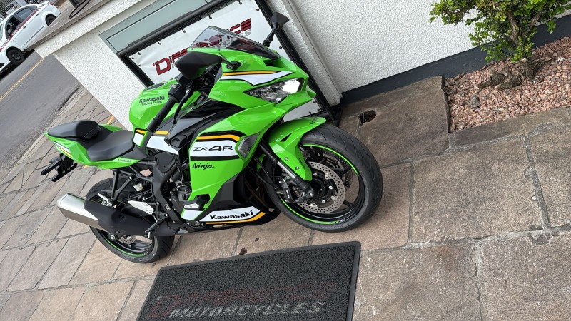 NINJA ZX-4R  - 2025 - CAXIAS DO SUL