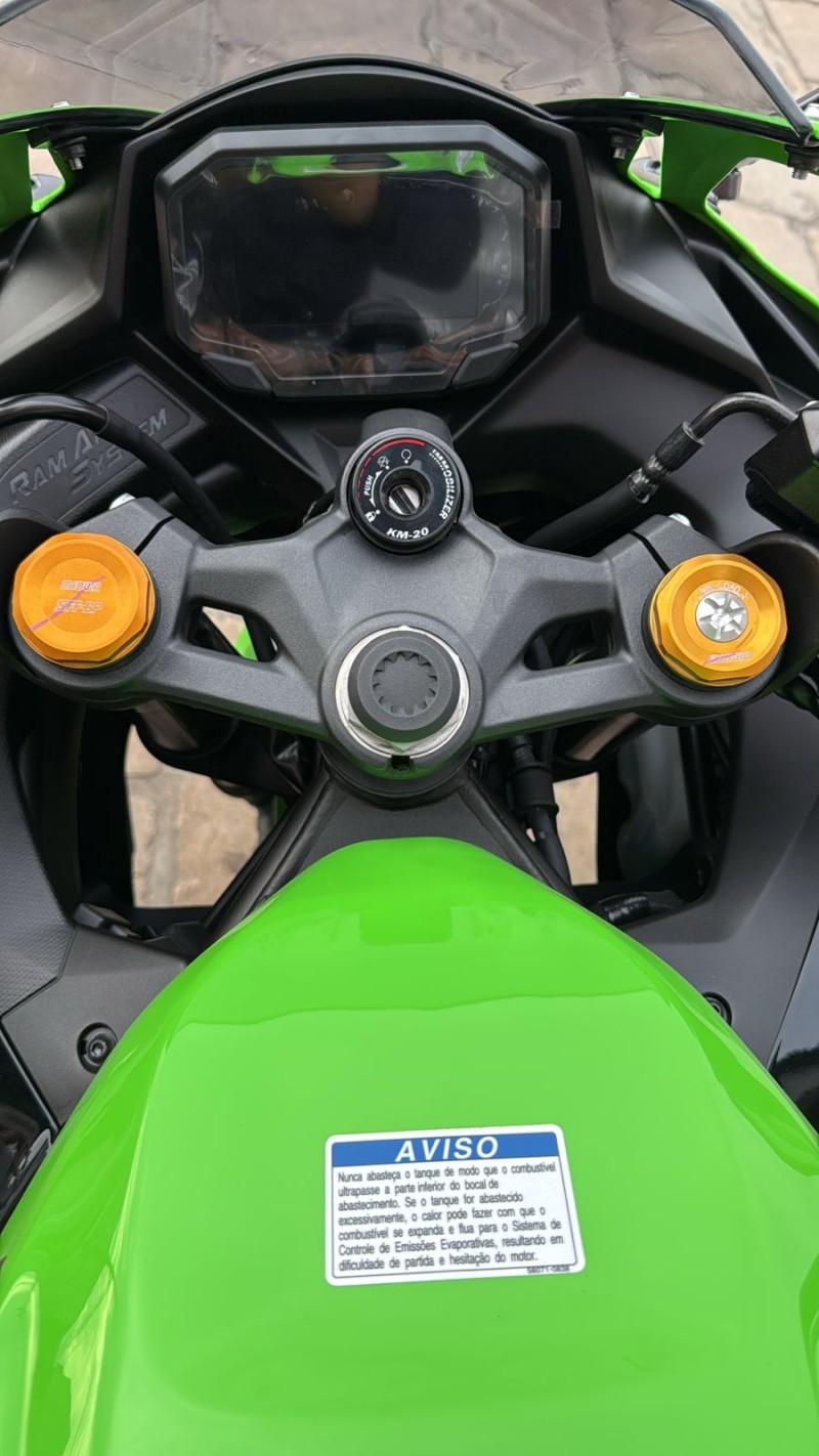 NINJA ZX-4R  - 2025 - CAXIAS DO SUL