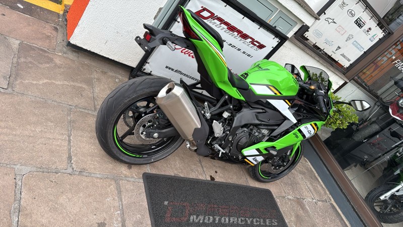 NINJA ZX-4R  - 2025 - CAXIAS DO SUL