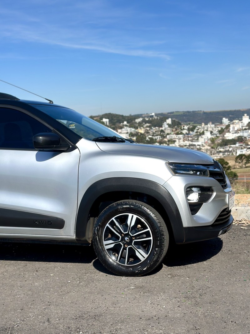 KWID 1.0 12V SCE FLEX INTENSE MANUAL - 2023 - CAXIAS DO SUL