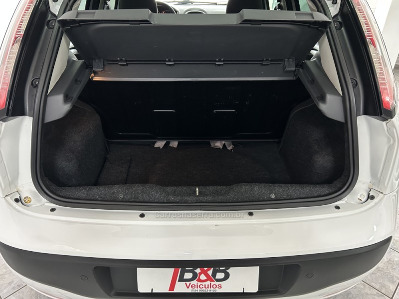 PUNTO 1.6 ESSENCE 16V FLEX 4P AUTOMATIZADO - 2016 - NOVA PRATA