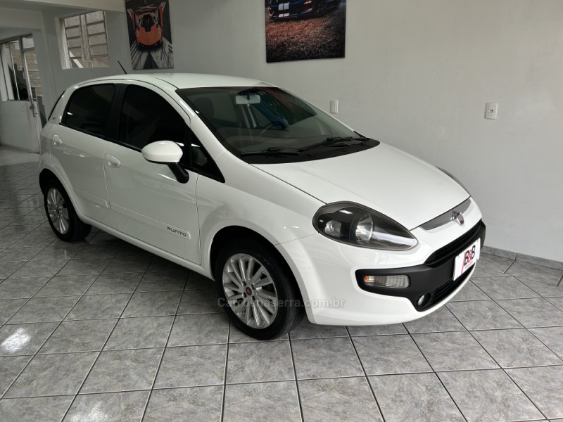 PUNTO 1.6 ESSENCE 16V FLEX 4P AUTOMATIZADO - 2016 - NOVA PRATA