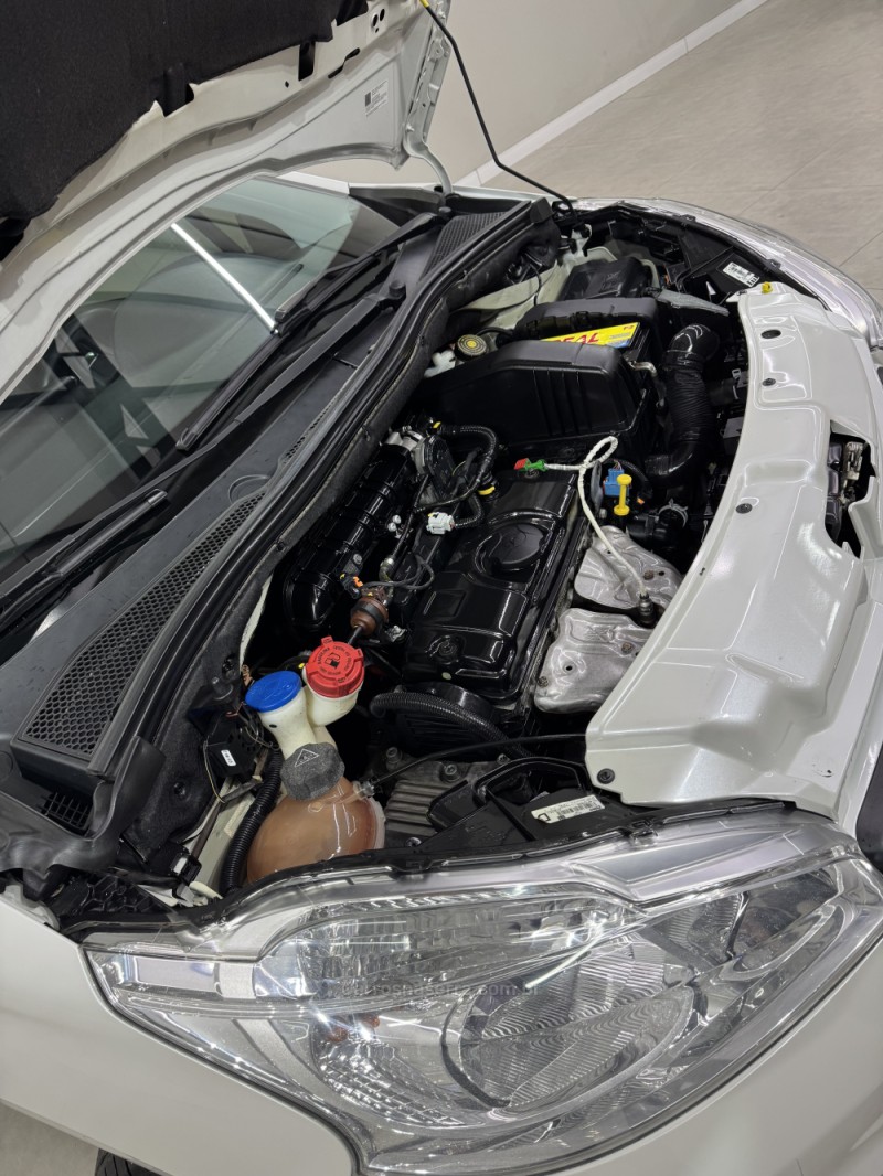 208 1.5 ACTIVE PACK 8V FLEX 4P MANUAL - 2014 - ENCANTADO