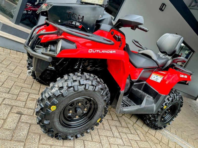 OUTLANDER 570 - 2020 - TRêS COROAS