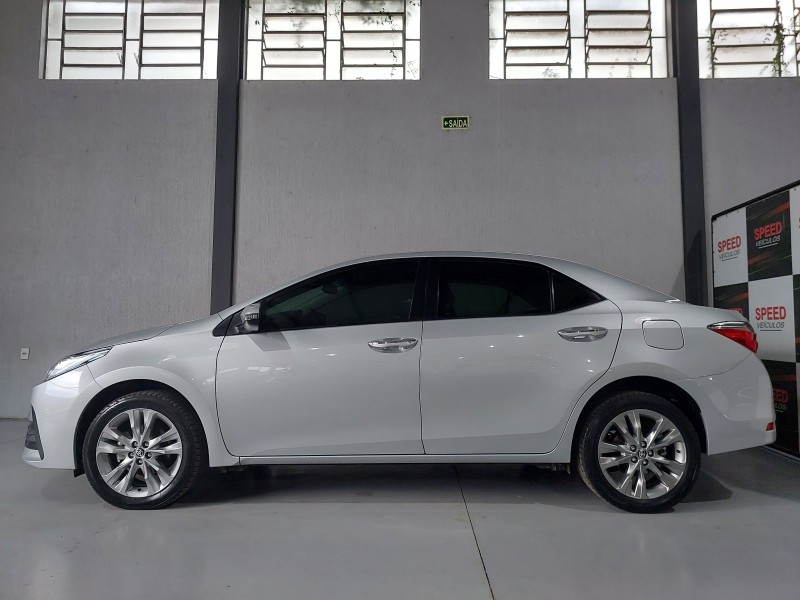 COROLLA 2.0 XEI 16V FLEX 4P AUTOMÁTICO - 2019 - SãO SEBASTIãO DO CAí