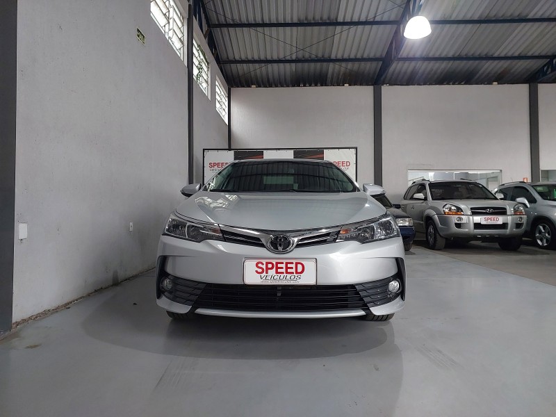 COROLLA 2.0 XEI 16V FLEX 4P AUTOMÁTICO - 2019 - SãO SEBASTIãO DO CAí