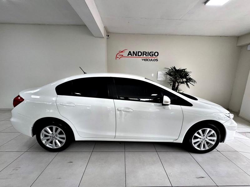 CIVIC 2.0 LXR 16V FLEX 4P AUTOMÁTICO - 2014 - CAXIAS DO SUL
