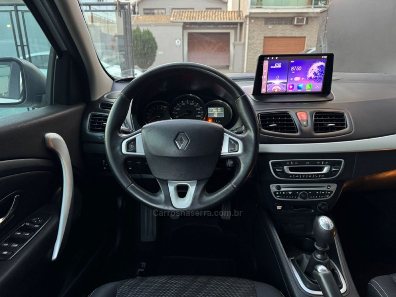 FLUENCE 2.0 DYNAMIQUE 16V FLEX 4P MANUAL - 2013 - ESTâNCIA VELHA