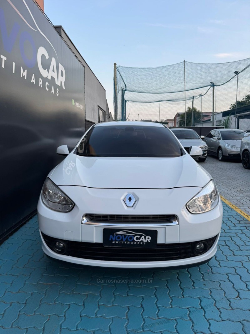 FLUENCE 2.0 DYNAMIQUE 16V FLEX 4P MANUAL - 2013 - ESTâNCIA VELHA