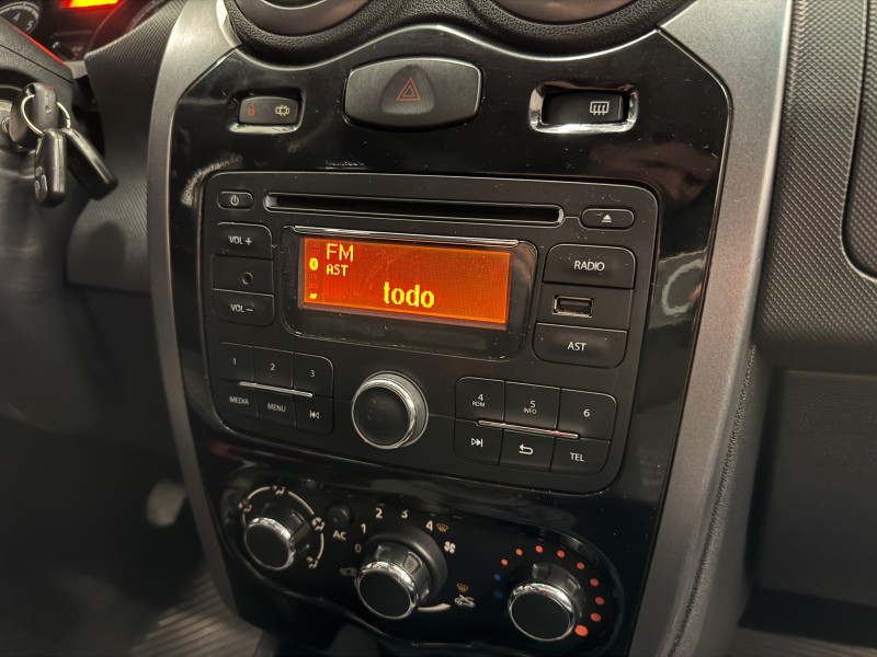 SANDERO 1.6 EXPRESSION 8V FLEX 4P MANUAL - 2013 - CAXIAS DO SUL