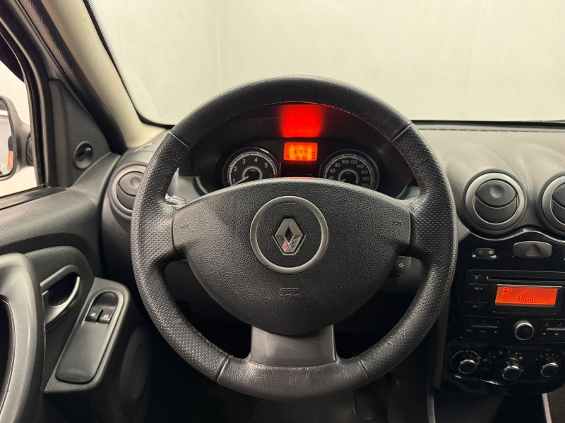 SANDERO 1.6 EXPRESSION 8V FLEX 4P MANUAL - 2013 - CAXIAS DO SUL