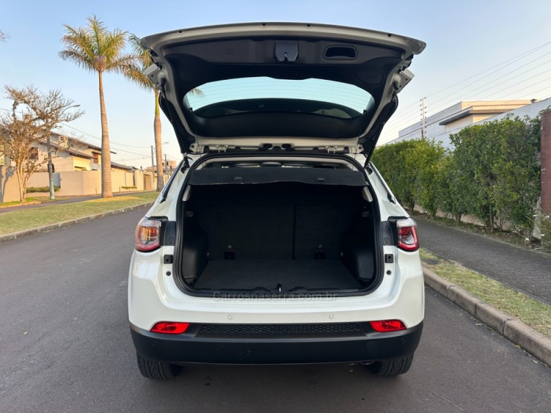 COMPASS 2.0 16V DIESEL LIMITED 4X4 AUTOMÁTICO - 2018 - SãO LEOPOLDO