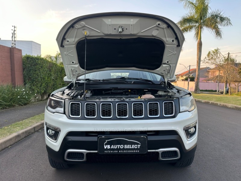 COMPASS 2.0 16V DIESEL LIMITED 4X4 AUTOMÁTICO - 2018 - SãO LEOPOLDO