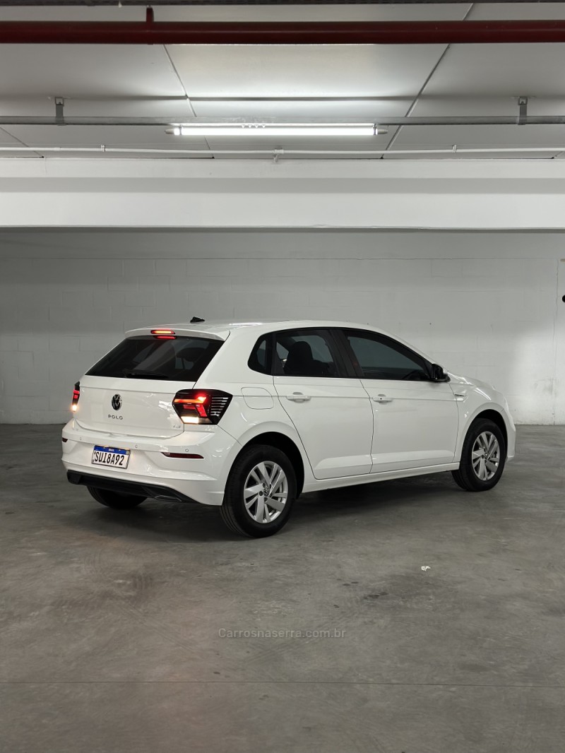 POLO 1.0 TSI COMFORTLINE 12V FLEX 4P AUTOMÁTICO - 2024 - CAXIAS DO SUL