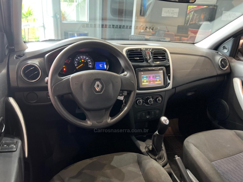 SANDERO 1.0 EXPRESSION 12V FLEX 4P MANUAL - 2017 - ESTâNCIA VELHA