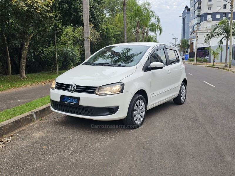 FOX 1.6 MI ITREND 8V FLEX 4P MANUAL - 2014 - CAMPO BOM