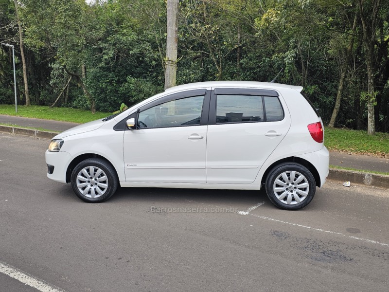 FOX 1.6 MI ITREND 8V FLEX 4P MANUAL - 2014 - CAMPO BOM