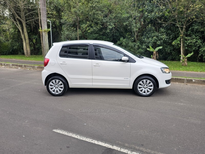 FOX 1.6 MI ITREND 8V FLEX 4P MANUAL - 2014 - CAMPO BOM