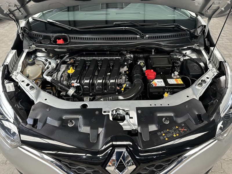 CAPTUR 2.0 16V FLEX INTENSE AUTOMÁTICO - 2018 - CAXIAS DO SUL