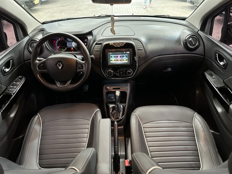 CAPTUR 2.0 16V FLEX INTENSE AUTOMÁTICO - 2018 - CAXIAS DO SUL