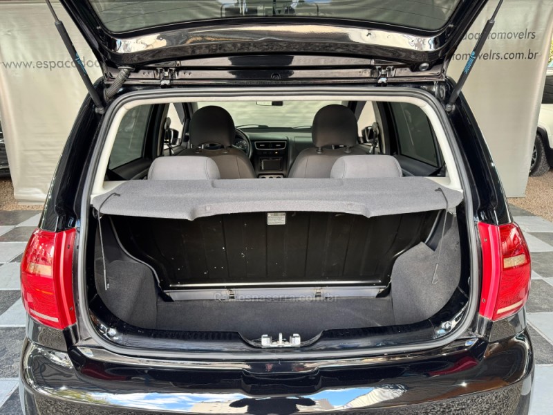 FOX 1.0 MI 8V FLEX 4P MANUAL - 2012 - NOVA PRATA