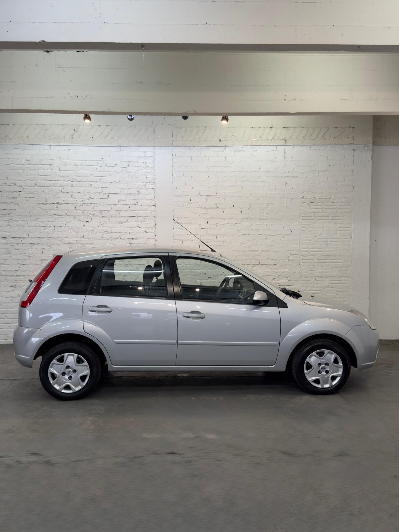 FIESTA 1.6 MPI CLASS HATCH 8V FLEX 4P MANUAL - 2009 - CAXIAS DO SUL