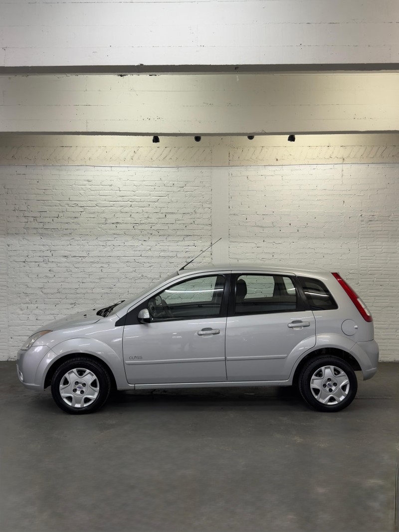 FIESTA 1.6 MPI CLASS HATCH 8V FLEX 4P MANUAL - 2009 - CAXIAS DO SUL