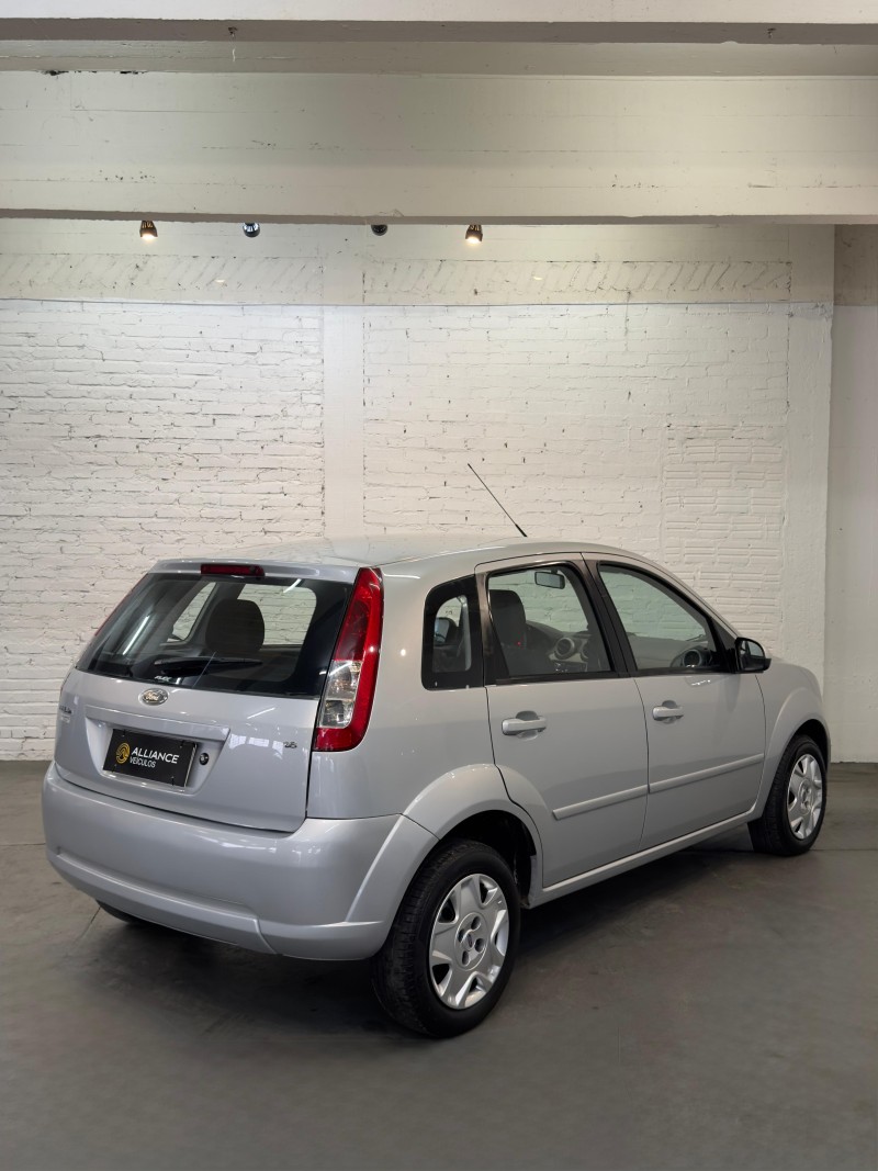 FIESTA 1.6 MPI CLASS HATCH 8V FLEX 4P MANUAL - 2009 - CAXIAS DO SUL