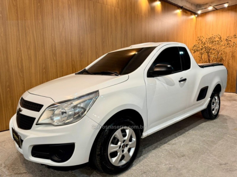 MONTANA 1.4 MPFI LS CS 8V FLEX 2P MANUAL