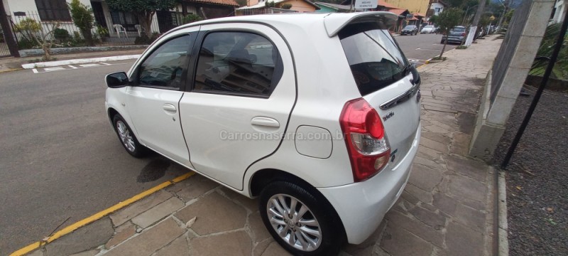 ETIOS 1.5 XLS 16V FLEX 4P MANUAL - 2013 - PICADA CAFé