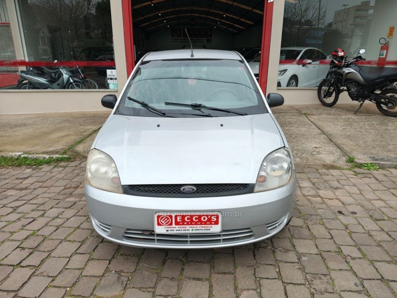 FIESTA 1.0 MPI PERSONNALITÉ 8V FLEX 4P MANUAL - 2004 - GUAPORé