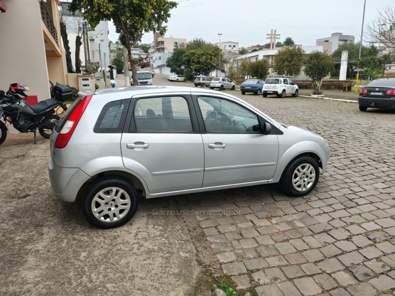 FIESTA 1.0 MPI PERSONNALITÉ 8V FLEX 4P MANUAL - 2004 - GUAPORé