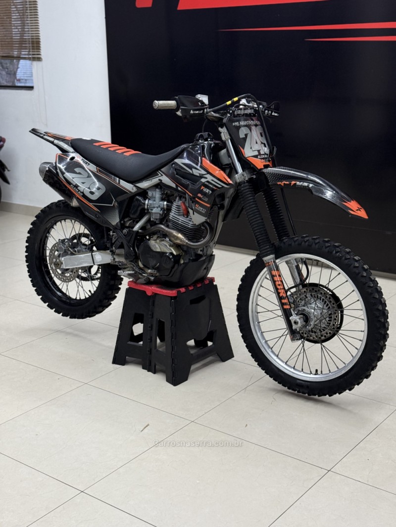 CRF 230F  - 2019 - FARROUPILHA
