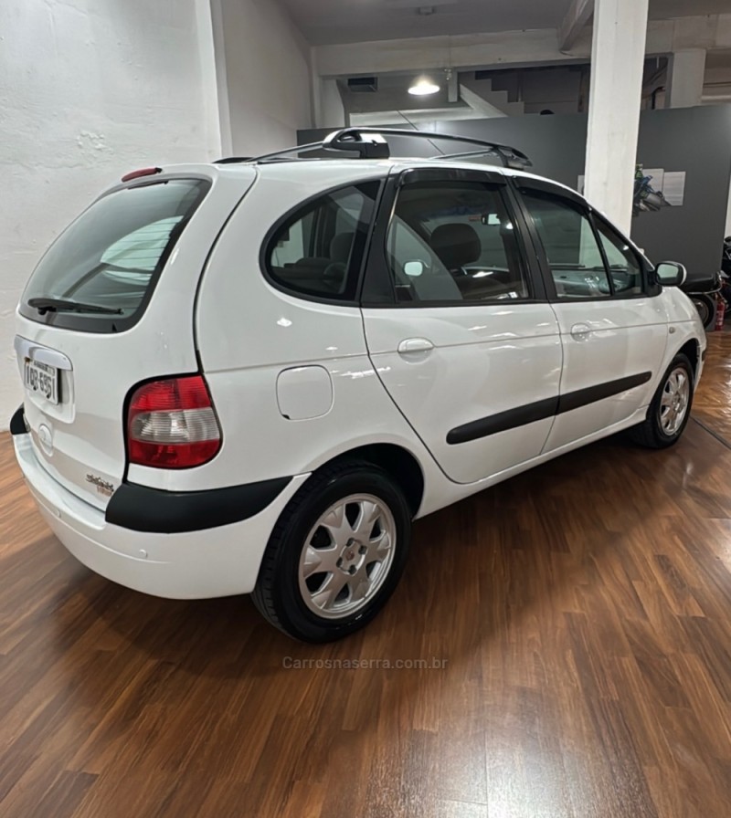 SCÉNIC 1.6 PRIVILEGÈ 16V FLEX 4P MANUAL - 2011 - CAXIAS DO SUL