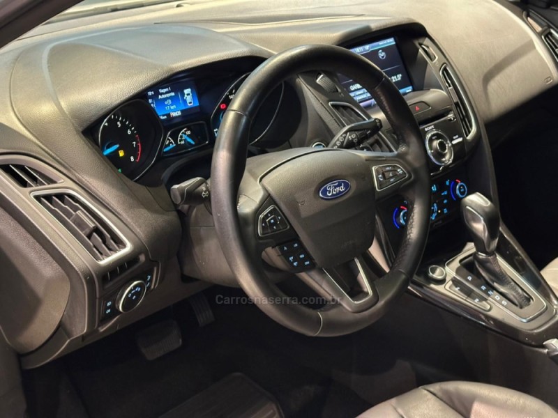 FOCUS 2.0 TITANIUM PLUS HATCH 16V FLEX 4P AUTO - 2016 - CAXIAS DO SUL