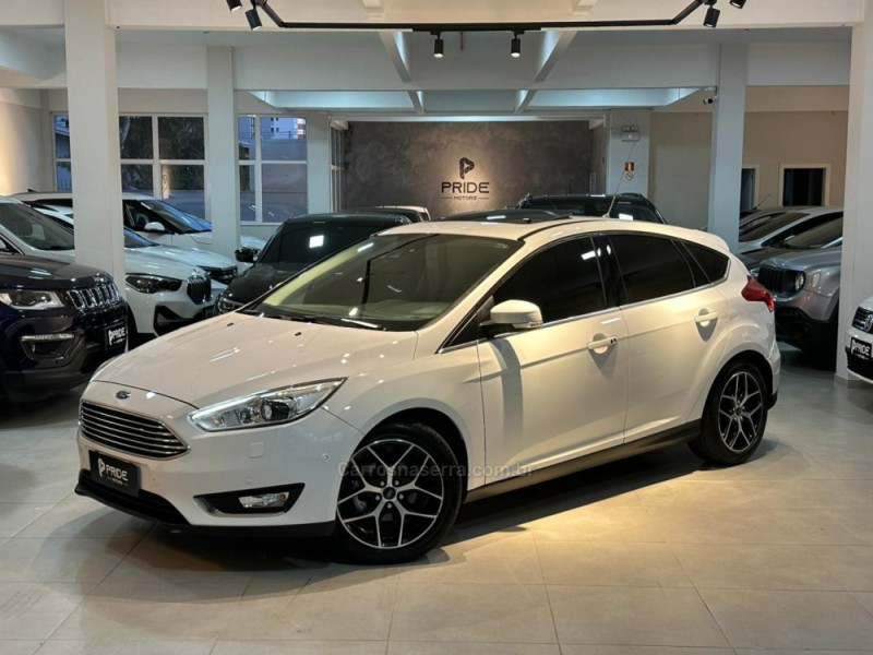 FOCUS 2.0 TITANIUM PLUS HATCH 16V FLEX 4P AUTO - 2016 - CAXIAS DO SUL