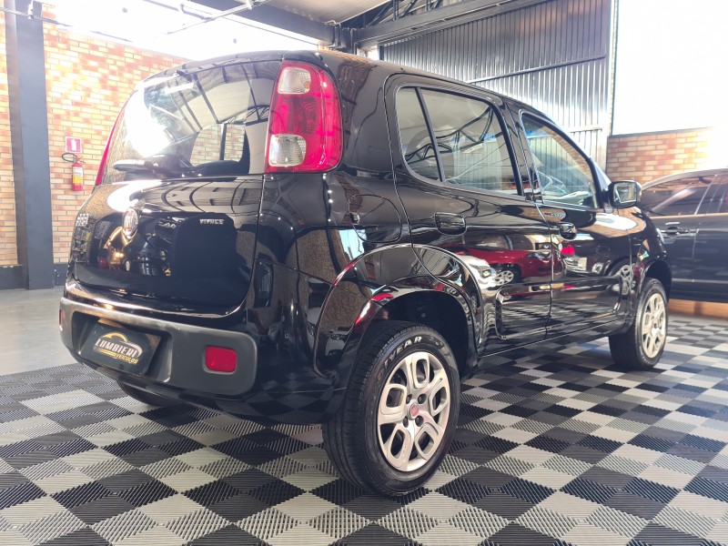 UNO 1.0 EVO VIVACE 8V FLEX 4P MANUAL - 2012 - FARROUPILHA